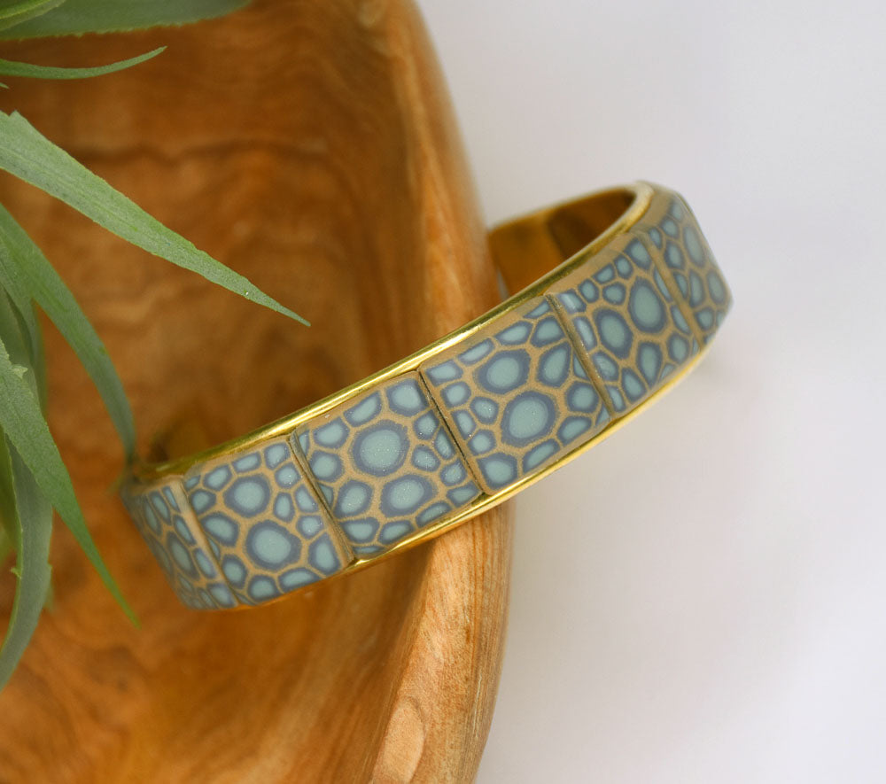 Finished contemporary clay accessory with professional artisan finish.