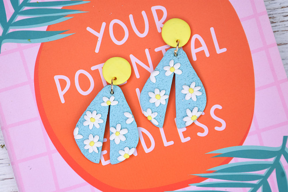 Sculpey III® Daisy Earrings