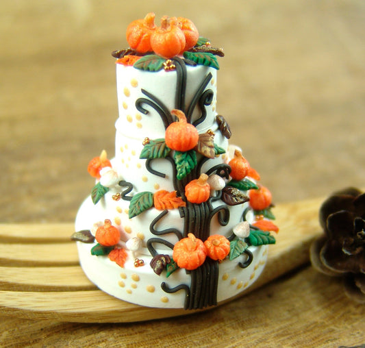 Fall Harvest Cake Tutorial by Mo Tipton, The Mouse Market