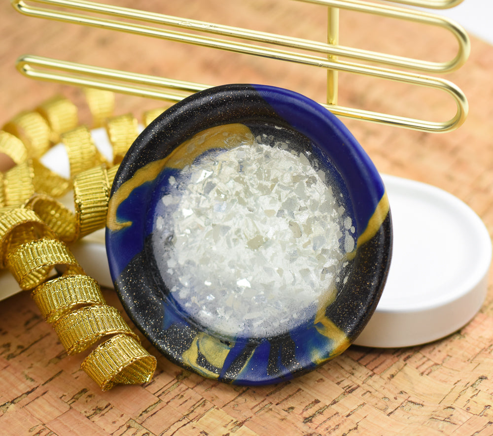 Final image for Sculpey Premo™ and Liquid Sculpey® Glass Bottom Bowl