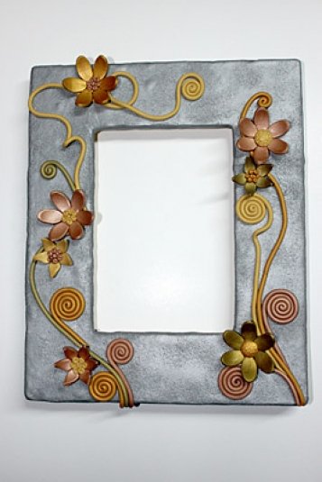 Sculpey® Metallic Flower Frame
