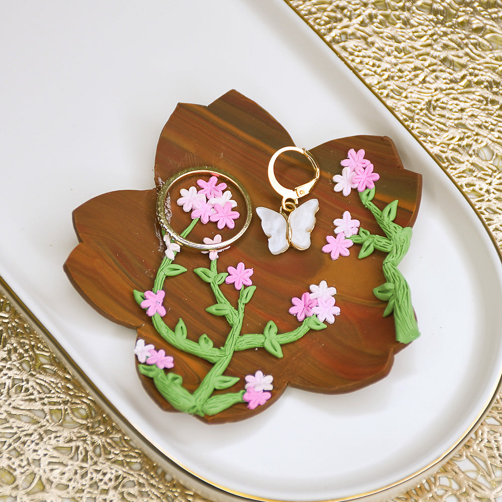 Sculpey III® Sakura Faux Wood Trinket Dish