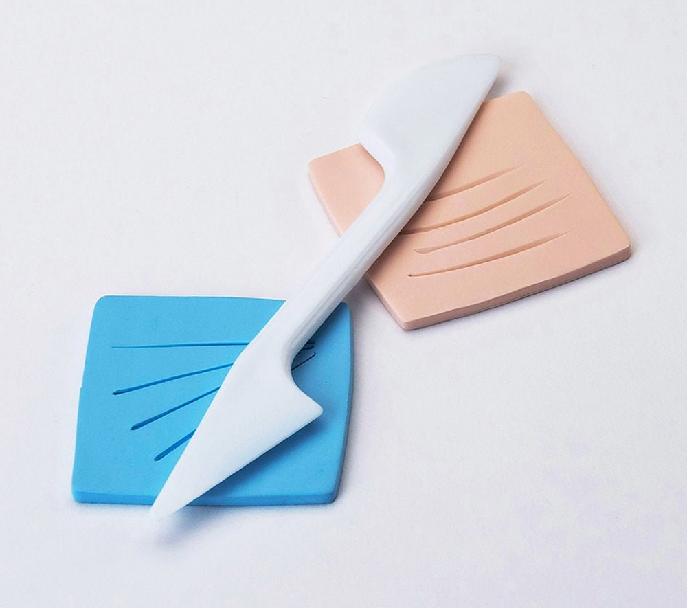 Set of 12 White Modeling Tools