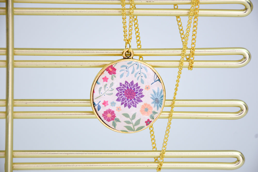 Sculpey Premo™ Cottage Floral Color Transfer Pendant