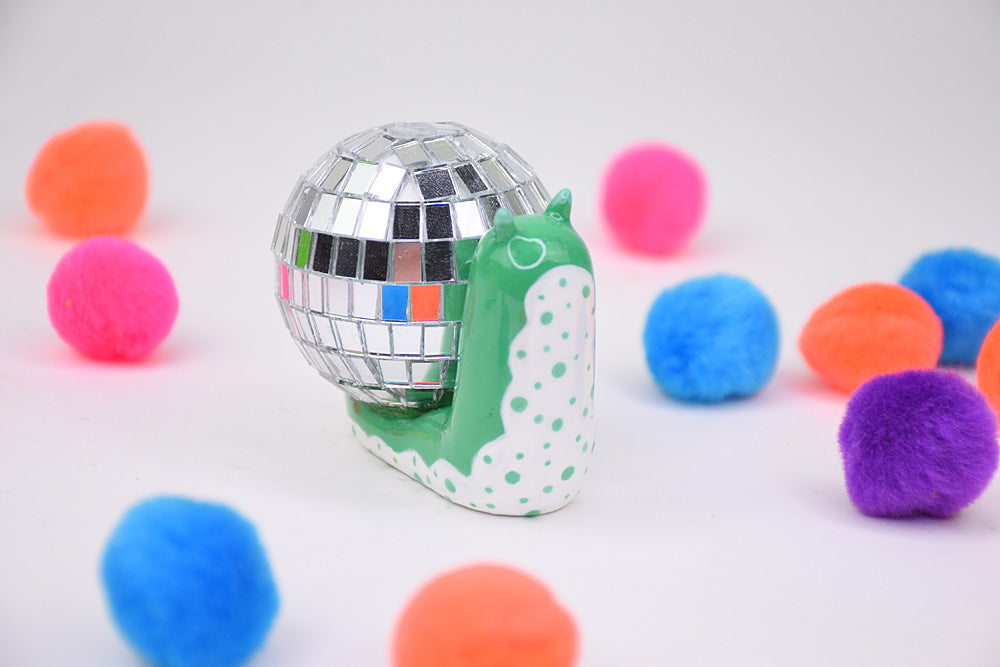 Sculpey Air-Dry™ Porcelain Disco Snail