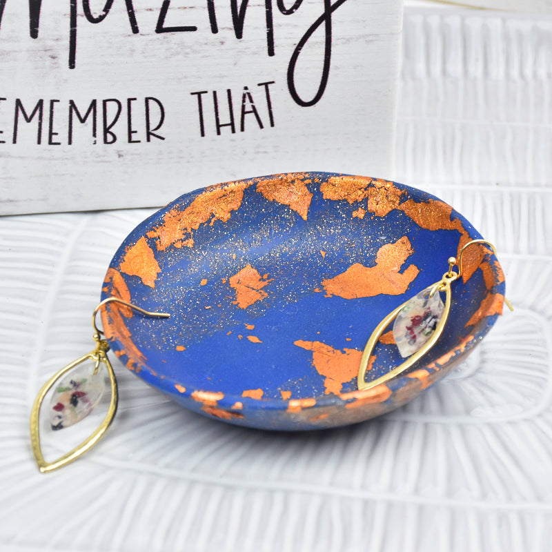 Sculpey Soufflé™ Roses are Gold, Dishes are Blue