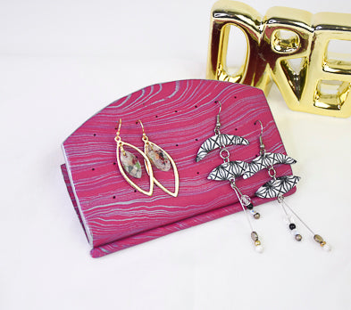 Sculpey Soufflé™ Wild Orchid Jewelry Stand