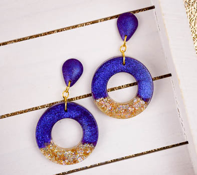 Liquid Sculpey® Color Shifting Hoop Earrings