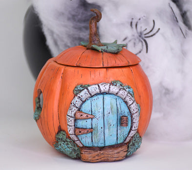 Sculpey Air-Dry™ Pumpkin Fairy House