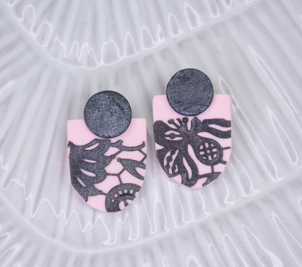 large final image for Sculpey Premo™ Lace Earrings