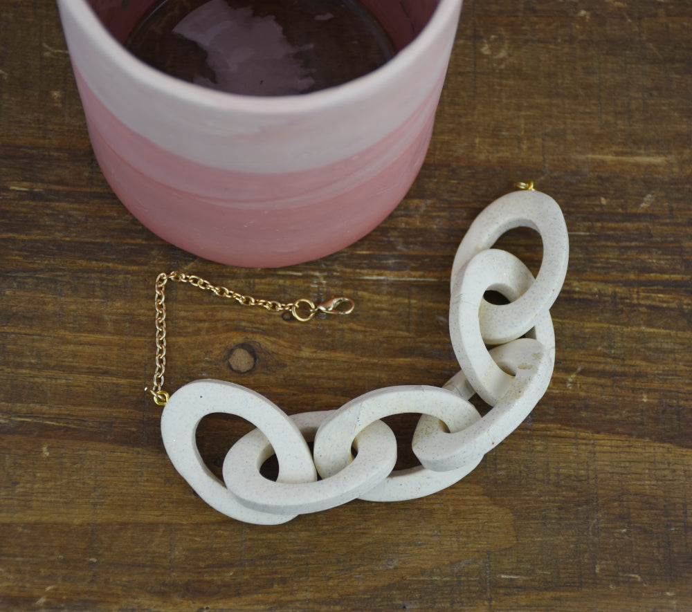 Soufflé Ivory Chunky Chain Bracelet