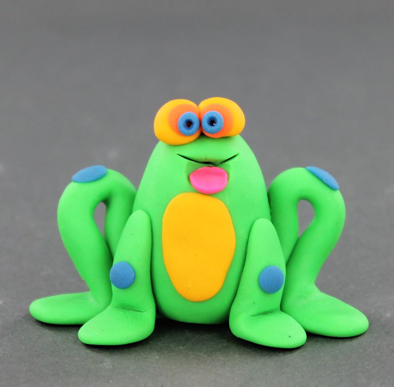 Amazing Eraser Clay by Sculpey® Friendly Frog