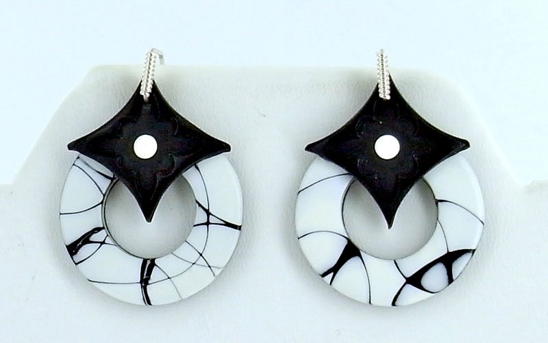 premo! Black-N-White Texture Circle Earrings